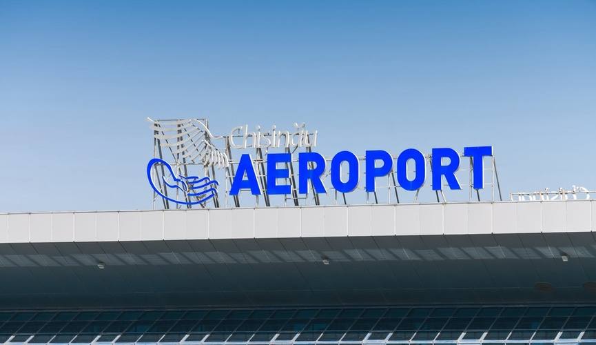 В августе Кишиневский аэропорт обслужил 757 8 тыс пассажиров Это на 47 больше чем годом ранее и на 6 выше прогноза За месяц выполнено 5148 взлетов и посадок а также перевезено 246 тонн грузов Самые популярные направления Анталья 24 тыс пассажиров Стамбул 17 тыс Бухарест 12 6 тыс Париж 10 9 тыс Барселона 8 7 тыс Ираклион 8 6 тыс Ларнака 7 9 тыс На новых маршрутах открытых этим летом перевезли 67 4 тыс пассажиров это почти 9 от общего потока Среди новых направлений Аликанте Катовицы Дортмунд Пальма де Майорка Мемминген Салоники Эль Дабаа Бремен и Турин Подпишитесь на Glossa