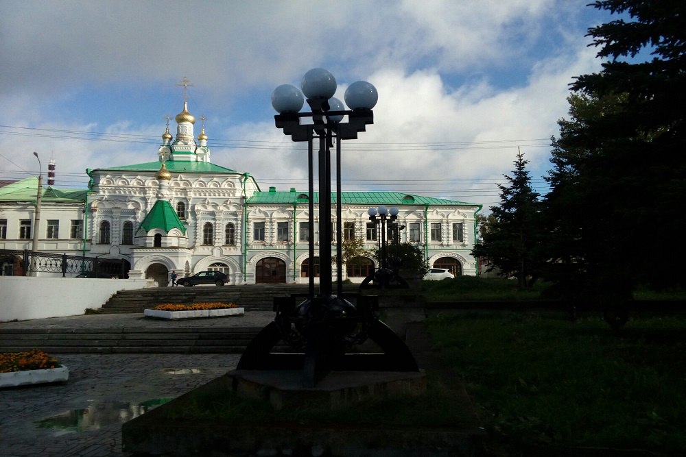 В Архангельске соловецкие кладовые внесли в реестр объектов культурного наследия  В Архангельске появился еще один памятник архитектуры - в государственный реестр объектов культурного наследия внесли кладовые Соловецкого подворья.