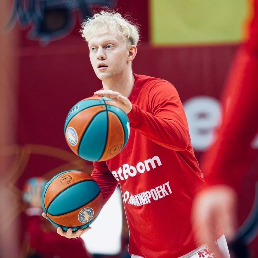 Касаткин не будет оспаривать решение суда об экстрадиции в США заявил его адвокат Фредерик Бело Он чувствует что у него нет шансов в Кассационном суде учитывая текущую политическую ситуацию добавил адвокат Подписывайтесь на РИА Новости Спорт в MAX