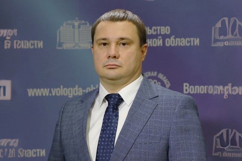Георгий Филимонов принял отставку своего заместителя Дмитрия Родионова В пятницу 24 октября Дмитрий Родионов написал заявление об увольнении по собственному желанию сообщает Вологда Регион   cherinfo ru news 142972 georgij filimonov prinal otstavku svoego zamestitela dmitria rodionova
