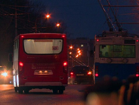 Общественный транспорт развезет калужан по домам в Рождественскую ночь  После Рождественских богослужений в ночь с 6 на 7 января общественный транспорт будет ждать прихожан на площади Старый торг.