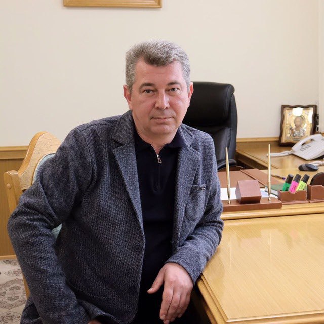 Глава Батайска Роман Волошин заявил, что покинет пост До конца мая городская Дума на очередном заседании объявит о конкурсе на должность главы города.