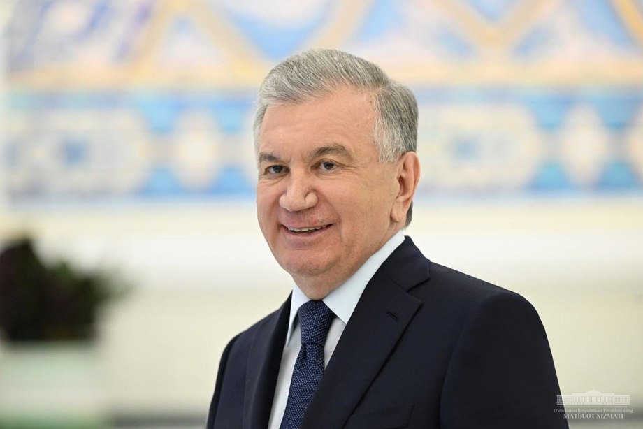 Президент Шавкат Мирзиёев вышел в краткосрочный отпуск Президент Узбекистана Шавкат Мирзиёев с 29 сентября вышел в краткосрочный трудовой отпуск Об этом сообщил пресс секретарь главы государства Шерзод Асадов   kun uz ru 31171435 Официальные страницы Kun uz Telegram Facebook Instagram Youtube