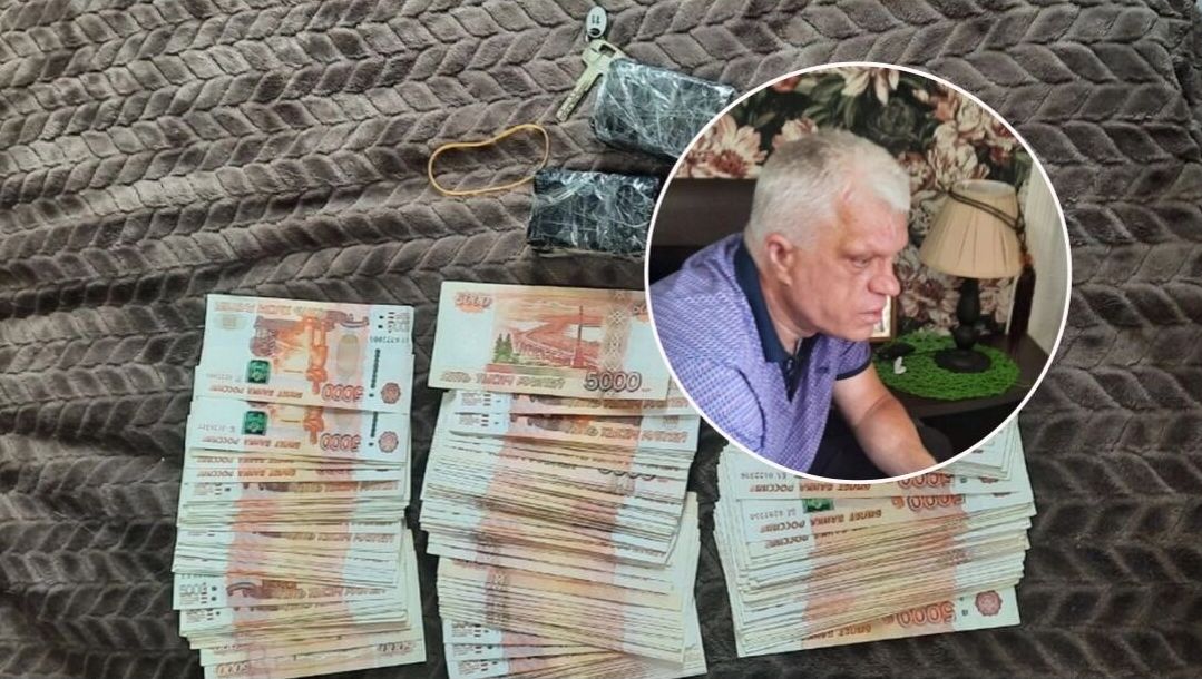 Полицейские и воры. ФСБ выявили в Перми торговцев секретной информацией.  В Перми осудили группу бывших полицейских, занимавшихся незаконной передачей третьим лицам конфиденциальной информации, сообщили сегодня в пресс-службе УФСБ по Пермскому краю.   В марте 2025 года в Индустриальном районном суде был вынесен приговор бывшему оперуполномоченному уголовного розыска Владимиру Прохорову. Ему был назначен судебный штраф в 50 тыс. рублей. Известно, что чувствительную информацию он получал в закрытых базах МВД и передавал третьим лицам уголовных дел. Мужчина признал вину и заключил досудебное соглашение со следствием.  Прохорова изобличил его бывший коллега, работающий частным детективом. В мае в Ленинском районном суде штраф за покупку данных назначили Александру Рябову. Он также признал вину.