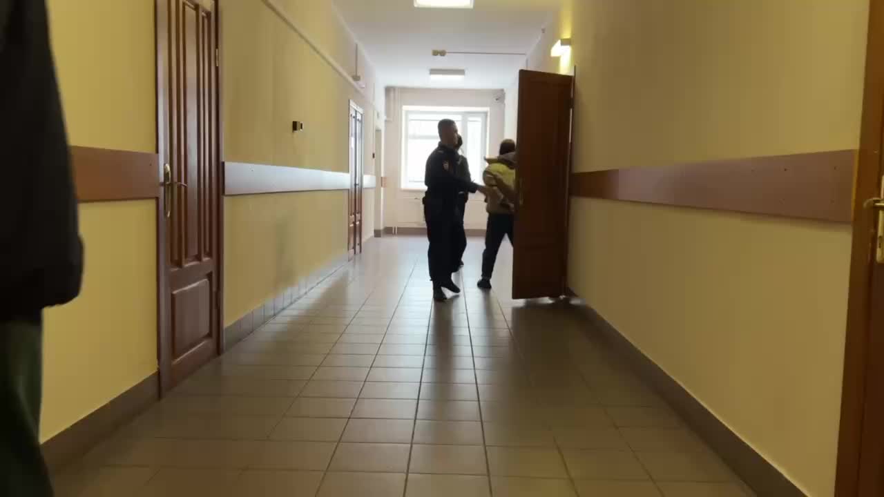 Судебные приговоры для несовершеннолетних: убийство новорожденного и побег из психбольницы