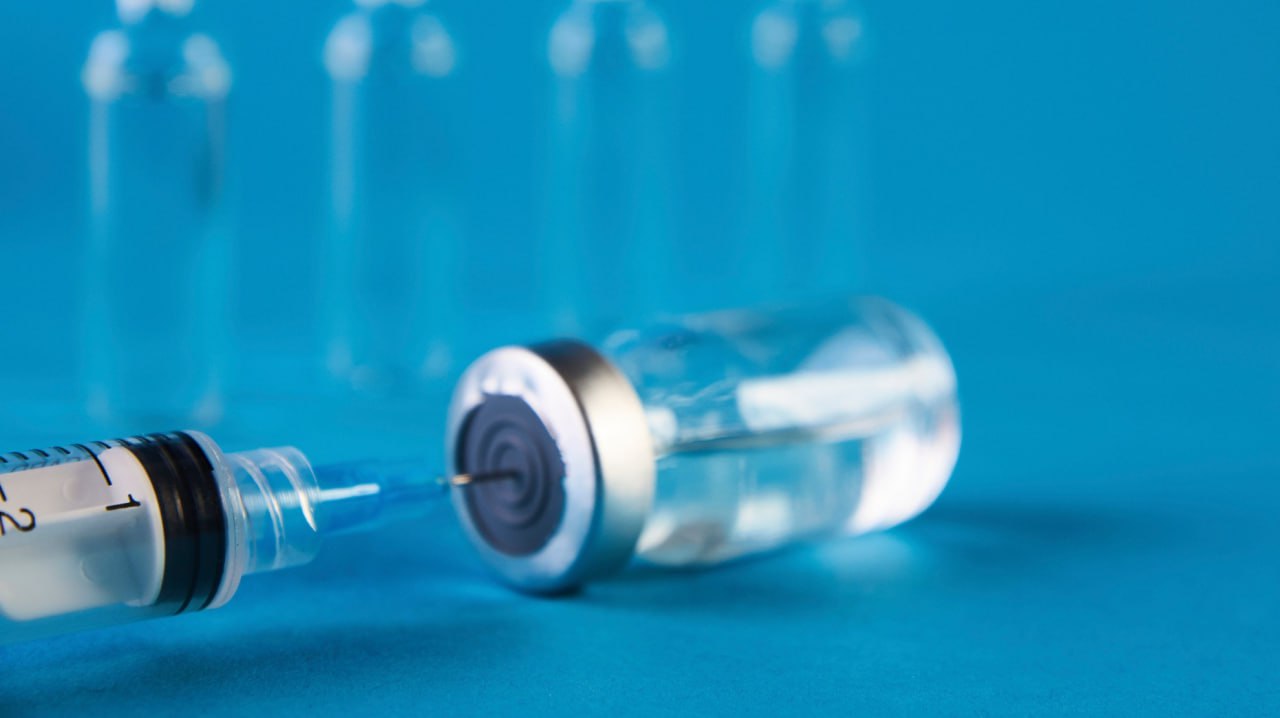 Минздрав России выдал разрешение на регистрацию первого биоаналога гальсуфазы препарата предназначенного для лечения мукополисахаридоза VI типа Оригинальное лекарственное средство производит компания BioMarin Регуляторика