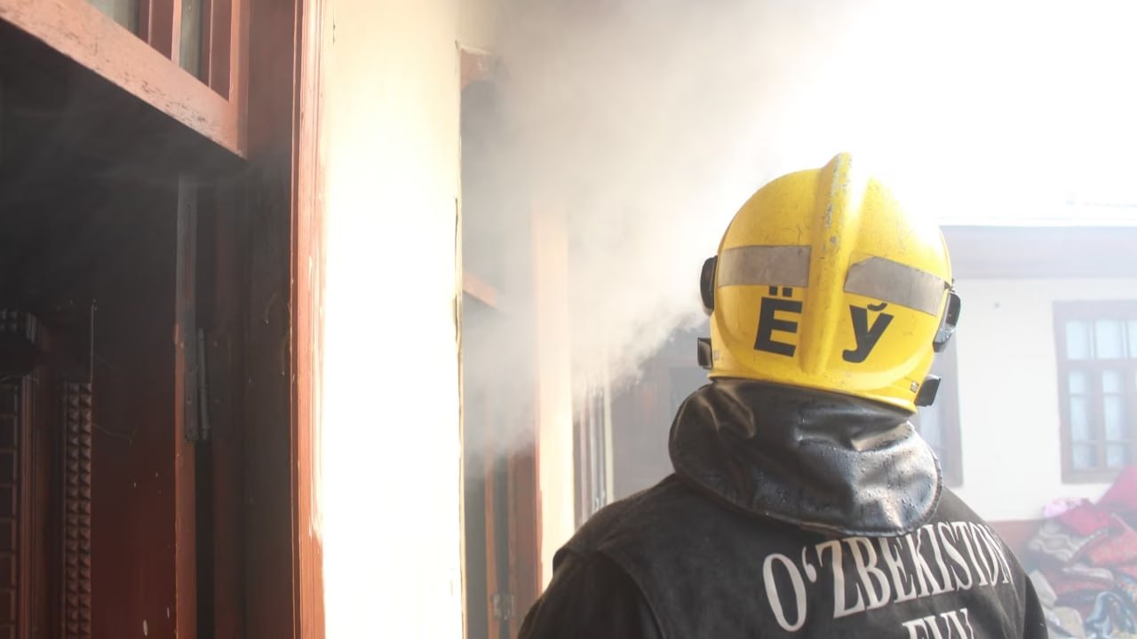 С начала года в пожарах погибли почти 70 человек Глава МЧС выступая с докладом заявил что жертвами пожаров стали 67 человек еще 102 получили ожоги и травмы uznews uz ru news 105810 uznews