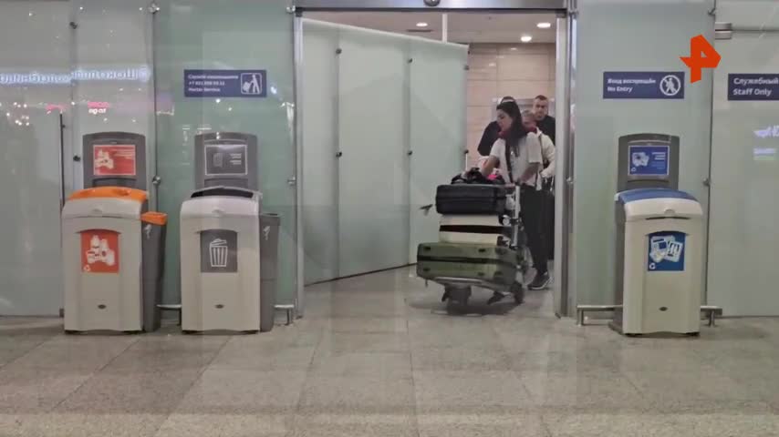 Луна Феннер из США продолжает лечение в Санкт-Петербурге