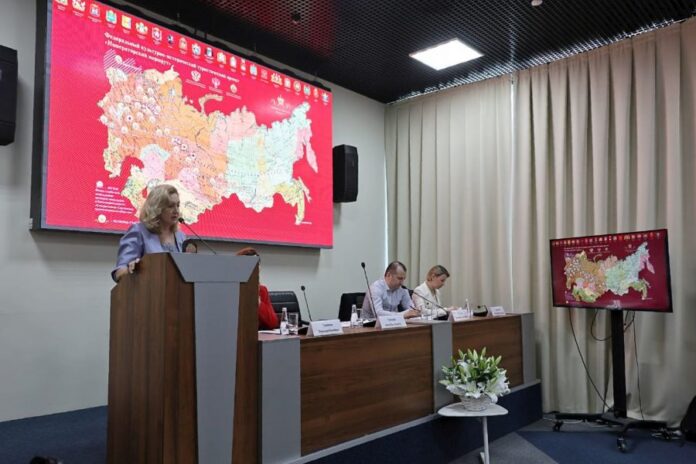 Председатель наблюдательного совета фонда «Елисаветинско-Сергиевское просветительское общество» Анна Громова отметила вклад Свердловской области в реализацию федерального историко-культурного туристического проекта «Императорский маршрут» Вопрос о продлении полномочий координатора обсудили 14 июля на форуме регионов — участников проекта. Подробнее читайте на сайте «Областной газеты». департамент информационной политики Свердловской области Подписаться на «ОГ» Прислать новость Поддержать канал