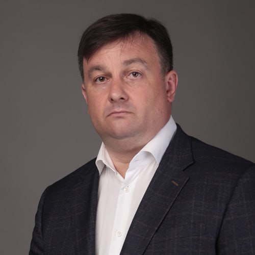 Следователи проводят проверку после гибели руководителя одной из общественных организаций Ростовской области. Его тело нашли в квартире по месту жительства, видимых следов насильственной смерти на теле не обнаружено, сообщили в СК. По данным местных СМИ, погибший — основатель организации "Ростов без наркотиков". Буст Отправить новость