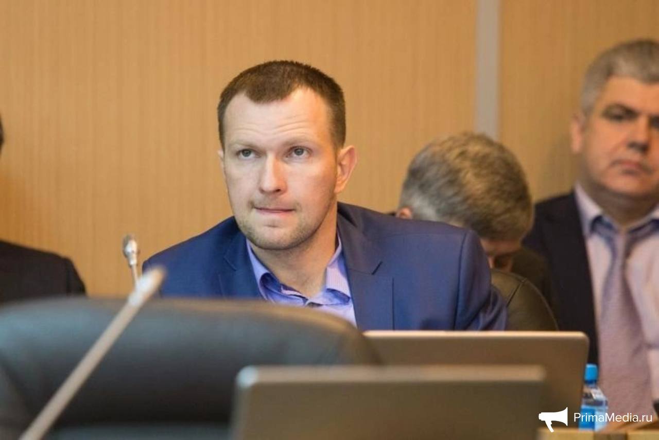 Экстрадированного из Турции экс депутата парламента Приморья Евгения Костюкова приговорили к 4 4 годам условно со штрафом в размере 500 тысяч Приговор вступил в законную силу сообщили корр ИА PrimaMedia в следственных органах   PrimaMedia в       подпишись 18