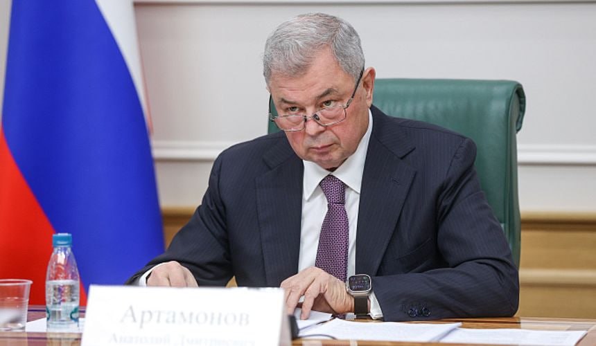 В федеральном бюджете РФ можно найти резерв на сумму до ₽2 трлн в год, в т.ч. за счет оптимизации неэффективных расходов, отказа от нерезультативных льгот, концессий на строительство соцобъектов — сенатор Артамонов Этот резерв необходимо использовать для финансирования приоритетов, включая высокотехнологичные отрасли, оборону и безопасность Читать далее