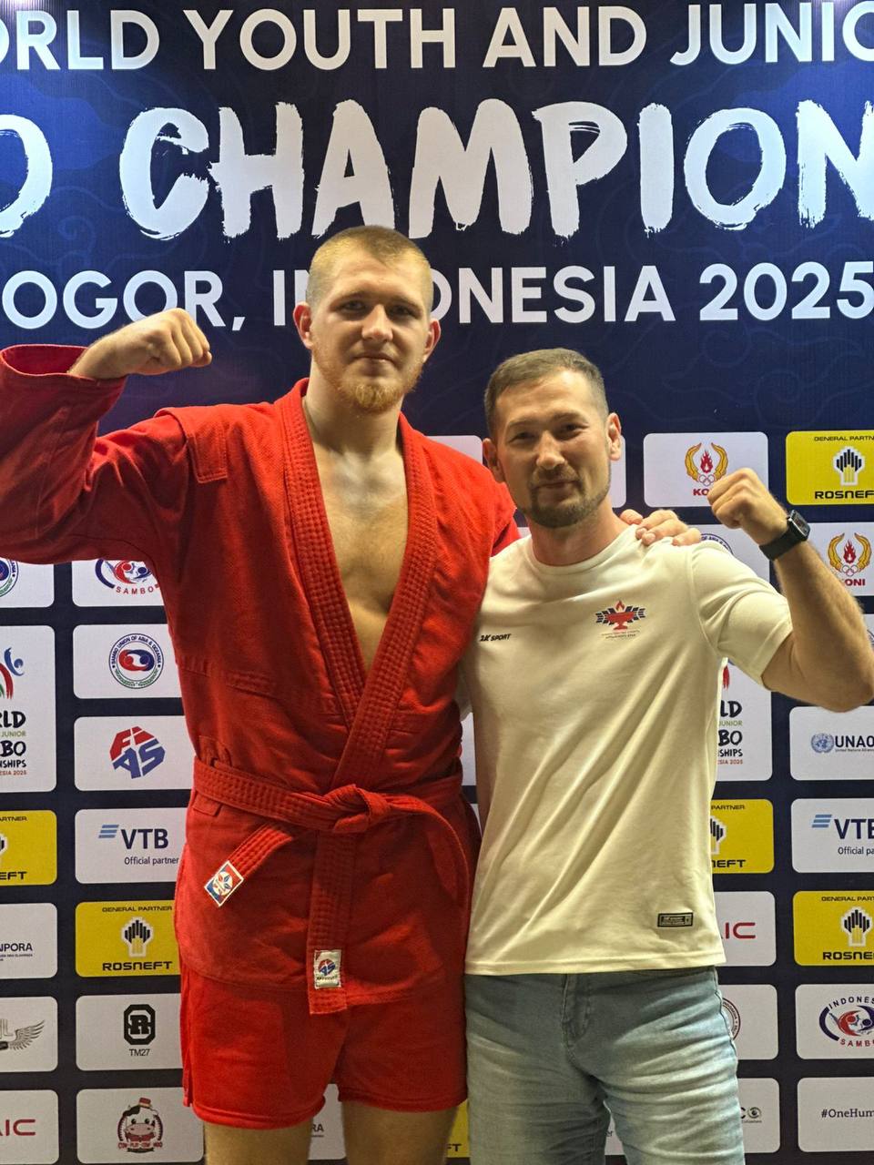 Алтайский самбист Роман Жданов выиграл Первенство мира среди юниоров в Индонезии в весовой категории 98 кг