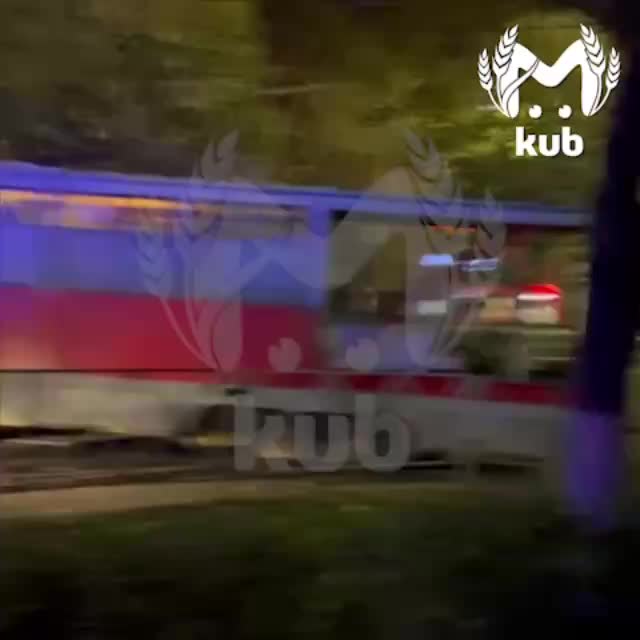 ДТП в Краснодаре: мотоциклист столкнулся с трамваем на улице Ставропольской