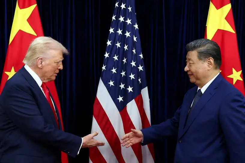 Трамп в ходе визита в КНР намерен заняться ребалансировкой отношений двух стран заявила представитель администрации США Анна Келли В ходе этого визита президент Трамп продолжит делать то чем занимался на протяжении последнего года выстраивать более сбалансированные отношения с Китаем сказала Келли слова которой приводит в соцсети X корреспондентка издания Daily Wire Визит главы Белого дома в Пекин запланирован на 14 15 мая для переговоров с председателем КНР Си Цзиньпином Подпишись RogandarNEWs Мы в MAX