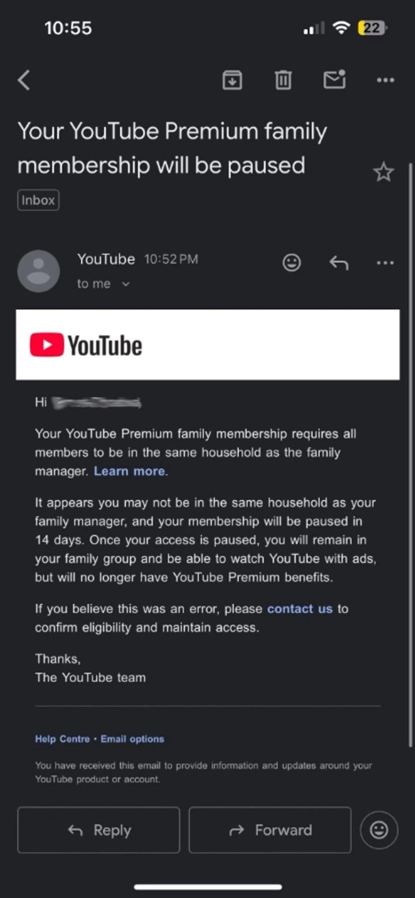 YouTube начал блокировать семейные Premium подписки участников не живущих вместе Семейный тарифный план YouTube Premium стоимостью 23 в месяц позволяет добавить до пяти членов семьи С 2023 года Google официально требует чтобы все участники подписки проживали в пределах одного домохозяйства YouTube даёт пользователям 14 дней на решение проблемы После истечения этого срока доступ к преимуществам Premium будет приостановлен но человек останется в семейной группе и сможет смотреть видео с рекламой PRO YouTube