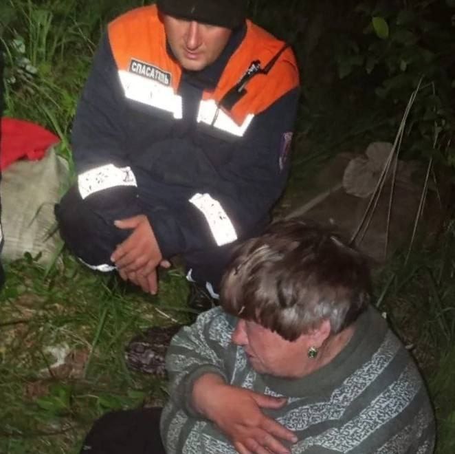 Сборщицы черемши пять дней выживали в тайге, пока за ними не прибыли спасатели. Женщины 1944 и 1958 годов рождения ушли на промысел в районе села Весёлые ключи 16 июня и пропали. Почти неделю они продержались в лесу, ожидая помощи. Всё закончилось хорошо, никто не пострадал.