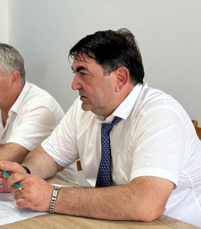 Саид Маматханов, помощник Главы РД, рассматривается руководством республики в качестве главы Кизилюрта. Об этом "Черновику" сообщил источник, близкий к силовым структурам. Подписаться на "Черновик" 2.0 Обратная связь: