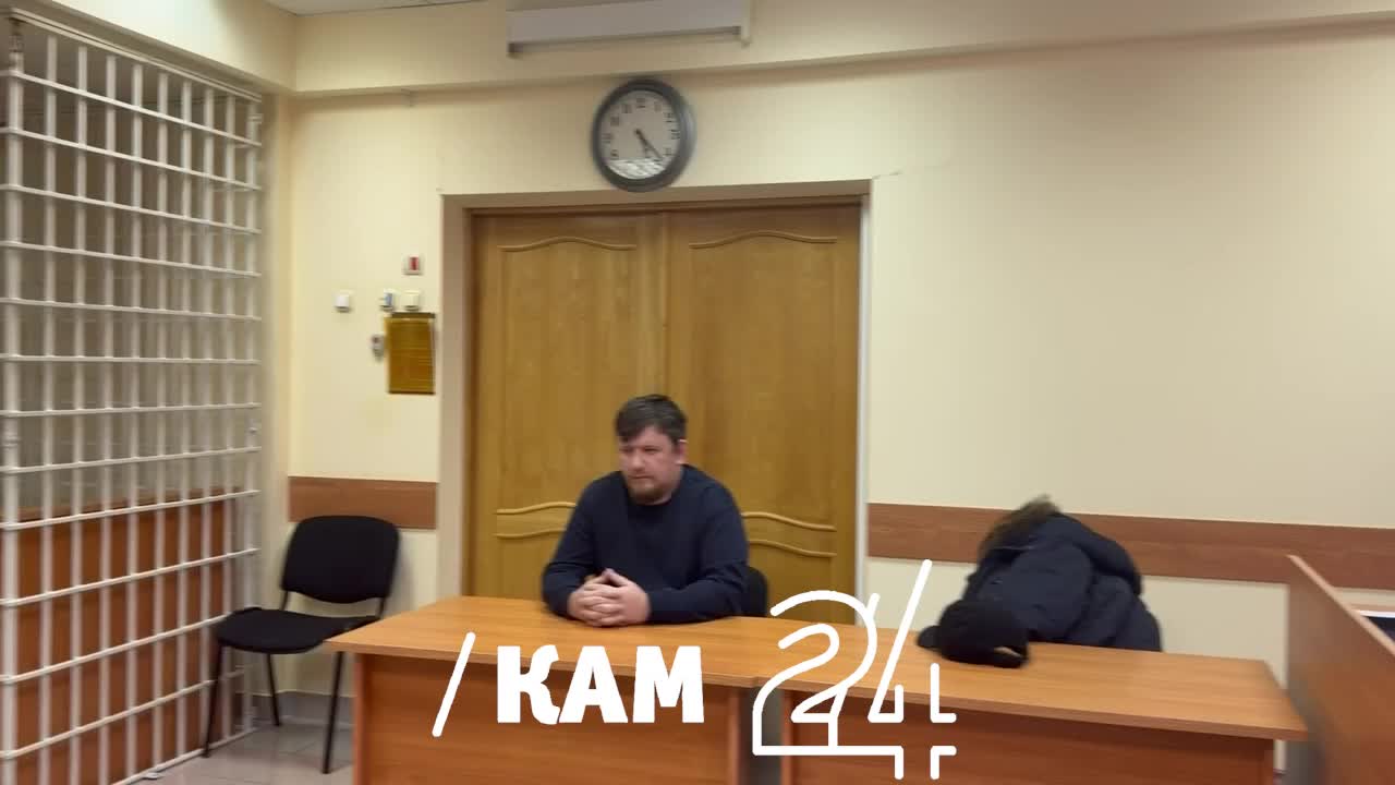 Суд на Камчатке заключил под стражу экс-главу Елизова Артёма Гаглошвили по делу о взятке