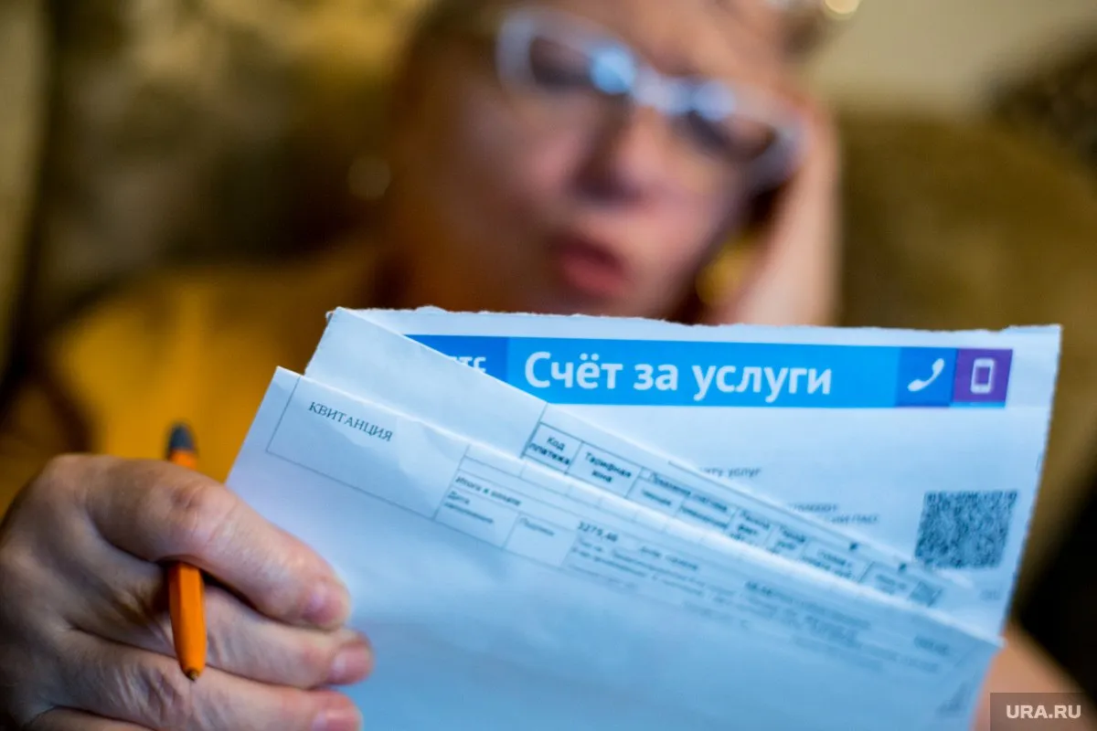 Россиян ждет новая индексация коммунальных услуг Размер индексации стоимости ЖКУ в 2027 году составит 8 7 Данные приводит Минэкономразвития В 2028 году коммуналка вырастет на 7 1 а плановые показатели 2029 го 6 1 В Госдуме раскритиковали систему ЖКХ по словам депутата Миронова поводом стало письмо пенсионерки получающей 22 тысячи рублей Ей прислали квитанцию на 12 тысяч рублей за двушку Подписаться на URA RU мы в MAКС