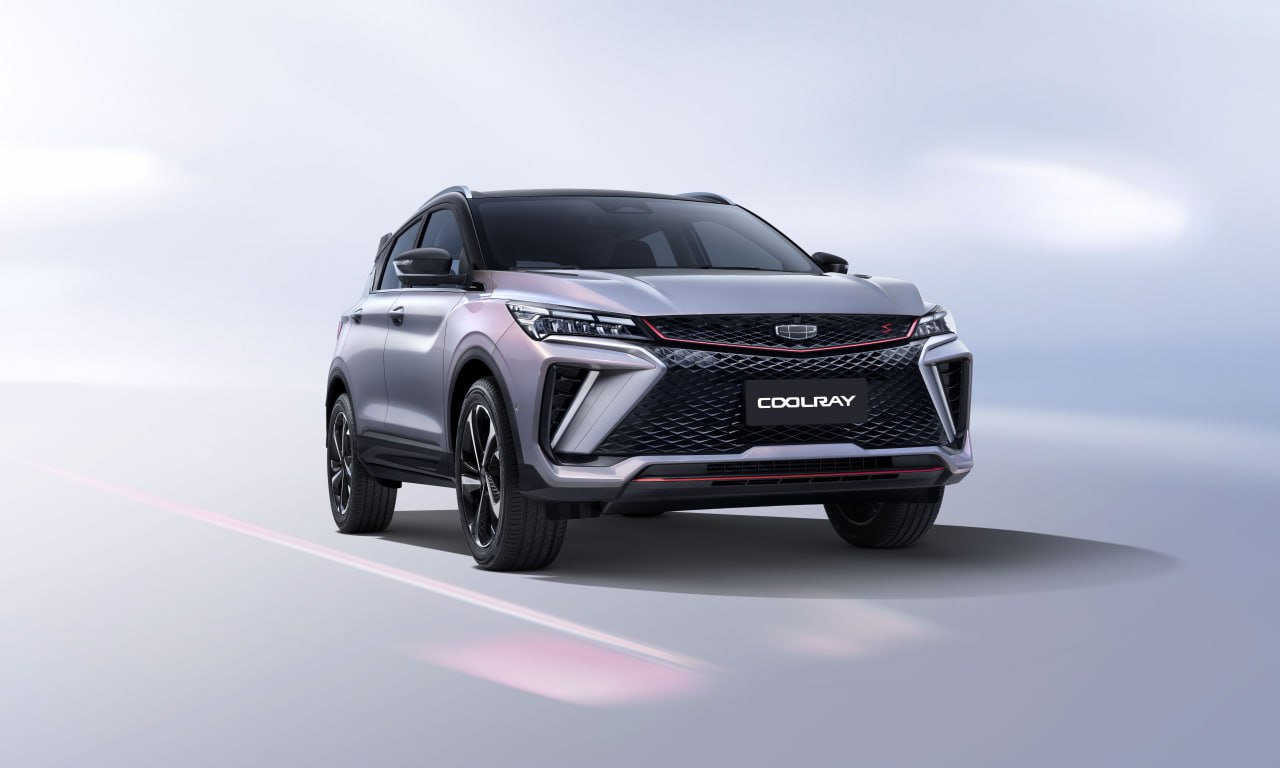 Автомобиль Geely Coolray уйдет с российского рынка информация о модели уже пропала из соответствующего раздела на сайте марки Новые поставки модели в Россию не планируются так как мы видим что Geely Cityray полностью удовлетворяет спрос в данном сегменте Автомобиль появился в модельном ряду Geely осенью 2024 года и сразу привлек внимание покупателей которые рассматривали возможность приобретения Geely Coolray пояснили Китайским автомобилям в пресс службе марки Приобрести Coolray в России еще можно в наличии у дилеров остается определенное количество машин 2024 года выпуска geely chinamashina news