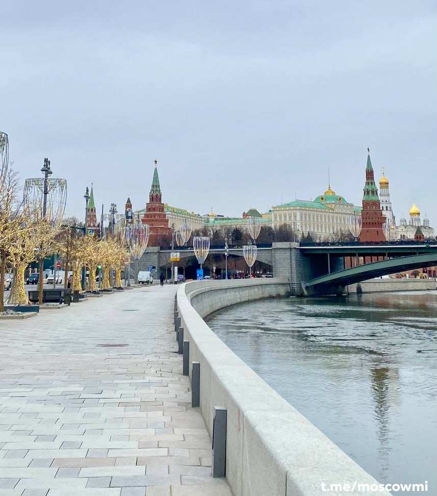 Снег полностью растаял в Москве и в Подмосковье — «Фобос».   Единственный район, где снег минимально сохранился — это Тушино. Там его высота остаётся на уровне 3 см.