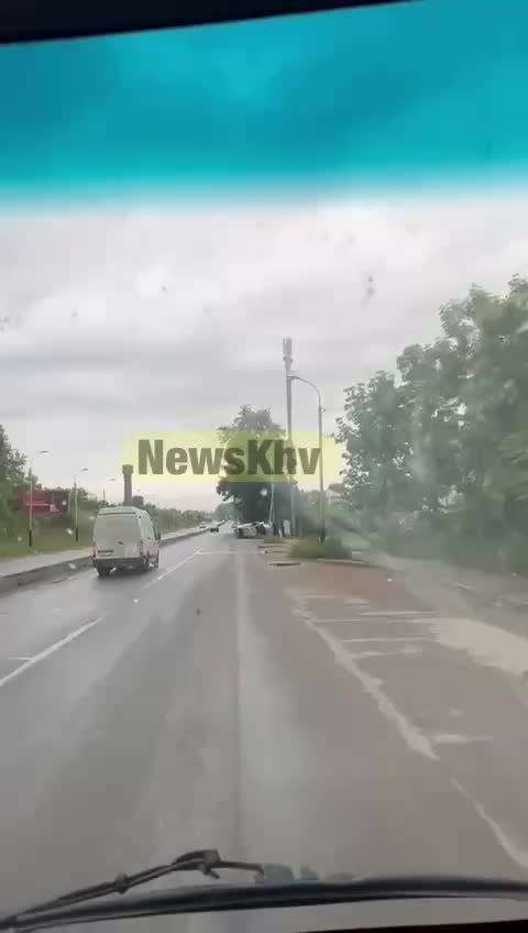 В Хабаровске пьяная автолюбительница перевернула Toyota Prius, пострадавших нет