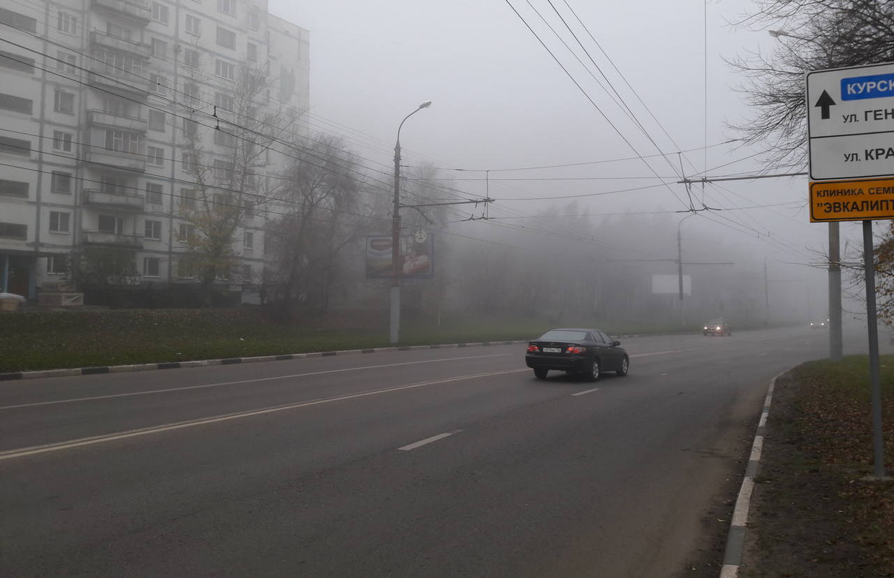 До конца выходных Воронежская область будет пребывать в тумане  По вине тумана в Воронежской области сегодня, 25 января, действует жёлтый уровень погодной опасности, сообщает Гидрометцентр России. Синоптики уверяют, что туман продержится в регионе до 18:00.