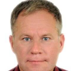 Мурманскому мундепу дали 12 лет строгого режима по делу о госизмене  Мурманский областной суд приговорил к 12 годам колонии строгого режима 43-летнего Артема Богерука, обвиняемого в госизмене  статья 275 УК . Об этом «Медиазоне» сообщили в пресс-службе суда.   Его дело поступило в суд в конце мая, приговор ему вынесли 9 июля. Подробности дела неизвестны.  Богерук трижды участвовал в муниципальных выборах в Мурманской области, в последний раз — в 2023 году.  Согласно данным сервиса Rusprofile, в 2007-2012 годах он возглавлял Фонд социальной защиты населения Кандалакши. С 2022 года по ноябрь 2024 Богерук руководил государственным предприятием Ковдорводоканал. Также в 2023-2025 годах он был гендиректором компании «Юридическая Практика».   Согласно утечкам, Богерук пользовался услугами микрофинансовых организаций, у него были долги.  Артем Богерук. Фото: «Вконтакте».   Цензура становится сильней. Защищайтесь вместе с нашим Зона VPN: