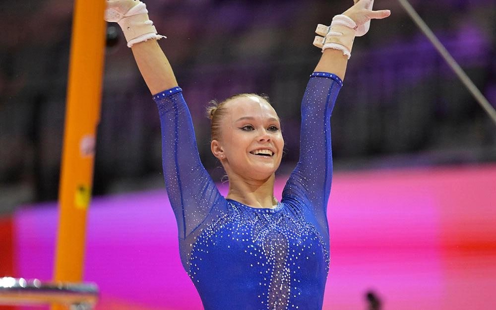 Дмитрий Губерниев назвал гимнастку Ангелину Мельникову лучшей спортсменкой 2025 года в России Свой выбор известный спортивный комментатор аргументировал её титулом абсолютной чемпионки мира по спортивной гимнастике   vrn aif ru sport persona guberniev nazval voronezhskuyu gimnastku luchshey sportsmenkoy goda v rossii aifvrn