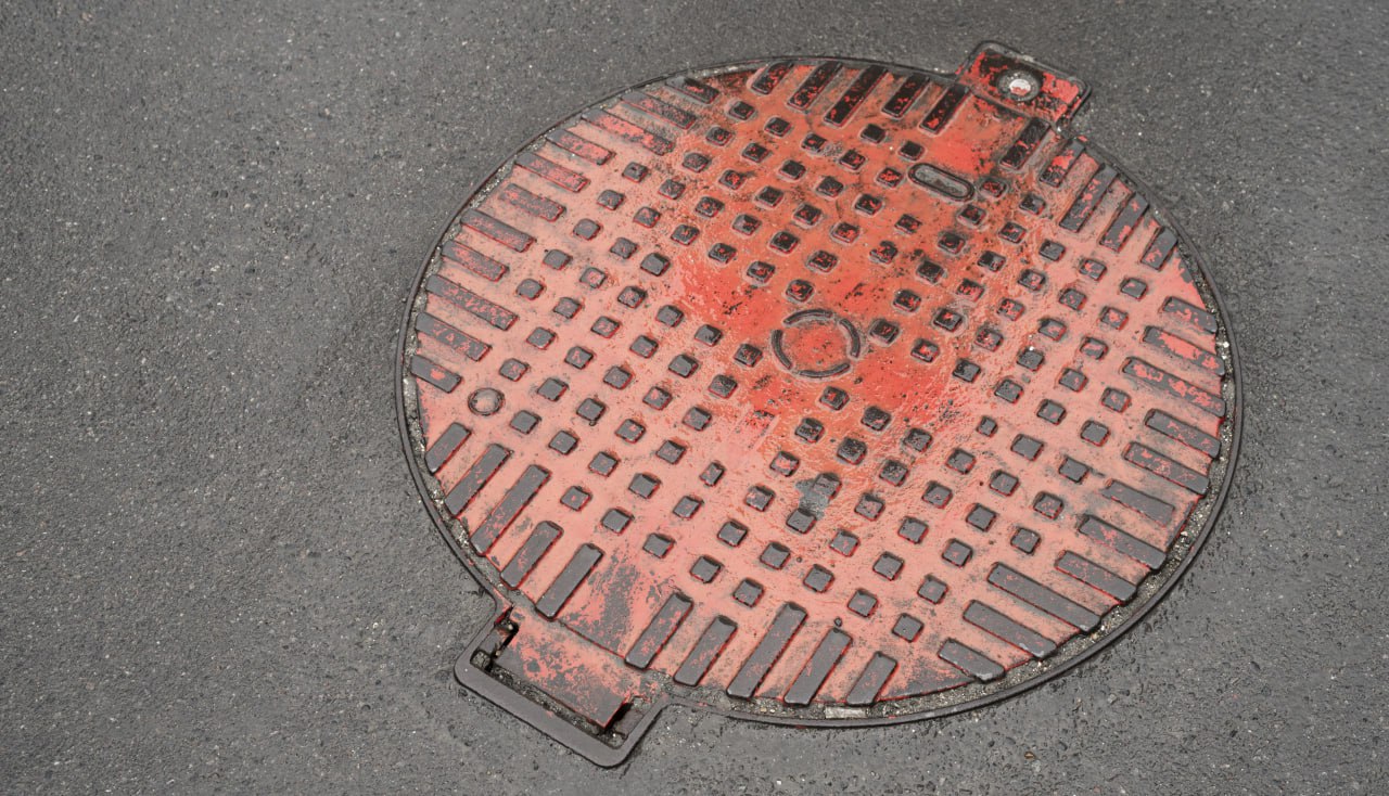 Падение 7 летнего мальчика в открытый люк на Олимпийском бульваре в Воронеже привело к уголовному делу Его возбудили по статье о халатности О ходе расследования и установленных обстоятельствах доложат главе СК России Александру Бастрыкину   vrn aif ru incidents details v voronezhe padenie 7 letnego malchika v lyuk privelo k ugolovnomu delu aifvrn