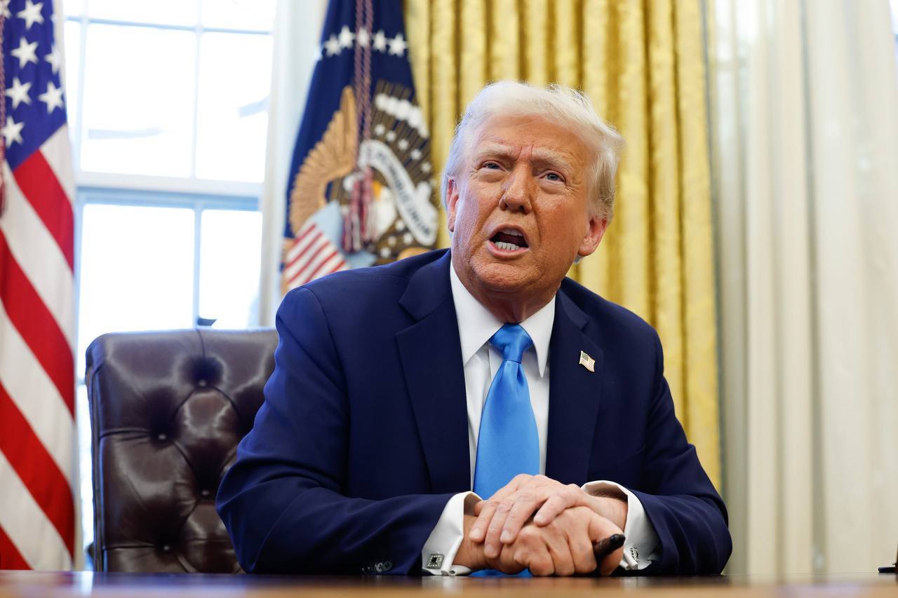 Трамп сегодня выступит в Белом доме с объявлением сообщает издание Roll Call которое публикует ежедневное расписание главы государства Как ожидается президент выступит в 15 00 22 00 мск Тема обращения не уточняется До этого американский лидер заслушает доклад разведки Фото Anna Moneymaker Getty Images Картина дня в телеграм канале РБК