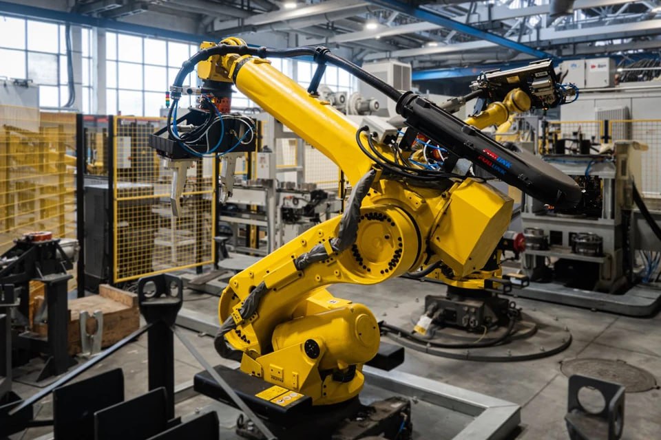 Челябинская область вошла в топ 10 регионов по привлечению средств ФРП Челябинская область входит в топ 10 регионов России по активности взаимодействия с Федеральным фондом развития промышленности ФРП Она занимает 9 е место по количеству профинансированных проектов и 6 е место по объему полученных льготных займов За все время федеральный ФРП профинансировал в регионе 60 инвестиционных проектов на сумму почти 42 млрд рублей Многие из них были реализованы благодаря совместной работе федерального и регионального фондов предоставивших предприятиям выгодные условия кредитования   Подписаться на chelkp Мы в MAX