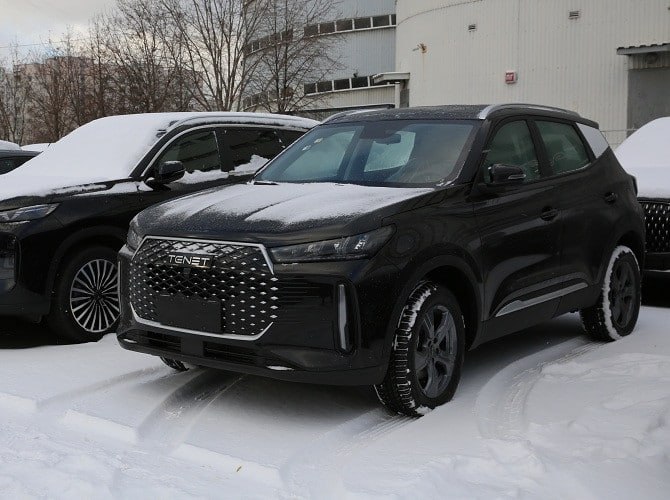 Tenet T4 впервые стал лидером сегмента кроссоверов в России По данным Автостата за третью неделю 2026 года с 12 по 18 января в России продали 1 342 кроссовера Tenet T4 что обеспечило модели первое место в сегменте Далее следуют Tenet T7 1 115 единиц и Haval Jolion 1 089 ед Объемы продаж остальных автомобилей в топ 10 составили менее 800 единиц Туда входят внедорожники Lada Niva Legend и Lada Niva Travel кроссоверы Mazda CX 5 Haval M6 Geely Monjaro Belgee X50 и Jetour T1 авторынок chinamashina news