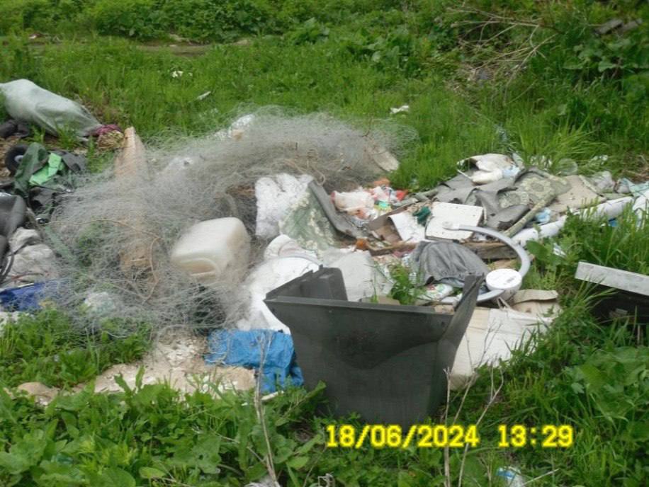 Мэрия Петропавловска Камчатского заплатит почти 3 миллиона рублей за свалку на Халактырском пляже Суд установил что городские власти бездействовали не охраняли участок и не представили план рекультивации Чиновники пытались оспорить иск ссылаясь на оперативное устранение свалки и отсутствие виновных но суд подтвердил их ответственность за неразграниченные земли Подписаться Предложка Чат