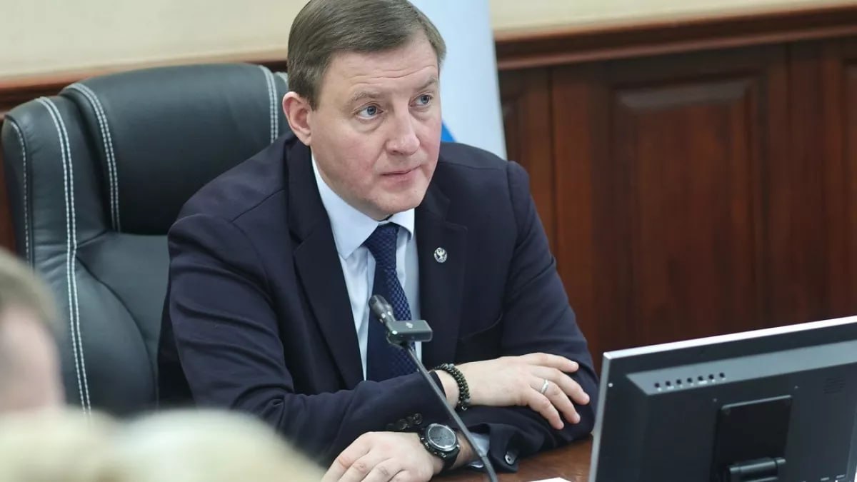 ТОЛК новости Барнаула Алтайского края и Республики Алтай 3 июля День образования Республики Алтай станет нерабочим праздничным днём Такой проект закона рассмотрели на заседании правительства Уверен что в год 35 летия образования Республики Алтай и 270 летия добровольного вхождения алтайского народа в состав Российского государства это решение является своевременным и будет поддержано депутатами Госсобрания подчеркнул глава региона Андрей Турчак ТОЛК ТОЛК в Мах