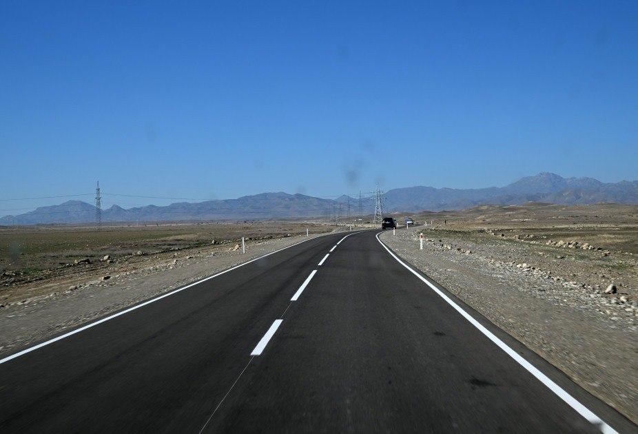 28 октября президент Азербайджанской Республики Ильхам Алиев принял участие в открытии автомобильной дороги ведущей от 197 го километра автодороги Гаджигабул Бахрамтепе государственная граница с Республикой Армения к строящейся в Джебраильском районе солнечной электростанции Шафаг caliber az official