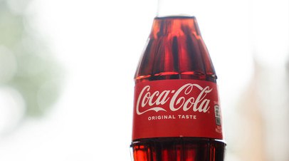 В Госдуме просят усилить контроль за напитками Coca-Cola из-за токсичных веществ   Депутат Дмитрий Гусев обратился в Роспотребнадзор с просьбой усилить контроль за напитками Coca-Cola из-за возможного превышения содержания токсичных веществ. Текст документа есть в распоряжении RT.  Читать далее