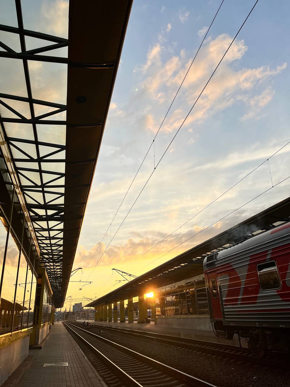 Белоруссия Узбекистан и Киргизия вошли в топ 3 дешёвых зарубежных направления для поездок в этом году Как пишет ТАСС недельный отпуск на двоих в Белоруссии обойдётся в среднем в 80 тыс рублей Отдых в Узбекистане около 93 тыс рублей а в Киргизии 105 тыс рублей Кроме того среди бюджетных направлений Турция Армения Грузия и Китай А вы уже запланировали путешествия в этом году да буду ездить по России да поеду за границу нет но в процессе нет не люблю путешествовать россия общество туризм