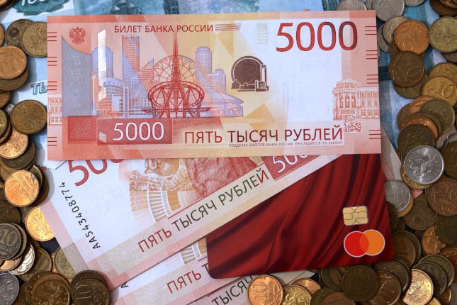 На Южном Урале выросла доля отказов по розничным кредитам   www up74 ru articles news 168295 В Челябинской области доля отказов по всем заявкам на розничные кредиты потребительские и POS кредиты ипотека автокредиты и кредитные карты в декабре 2025 года составила 82 4 увеличившись по сравнению с аналогичным периодом 2024 го на 3 6 процентного пункта п п Таким образом Южный Урал занял десятую позицию в перечне российских регионов с наиболее серьезной динамикой доли отказов Самая высокая статистика по отказам в декабре прошлого года была зафиксирована в Кемеровской 83 7 Новосибирской 83 2 и Омской 83 1 областях а также на Алтае 83 и в Краснодарском крае 82 9