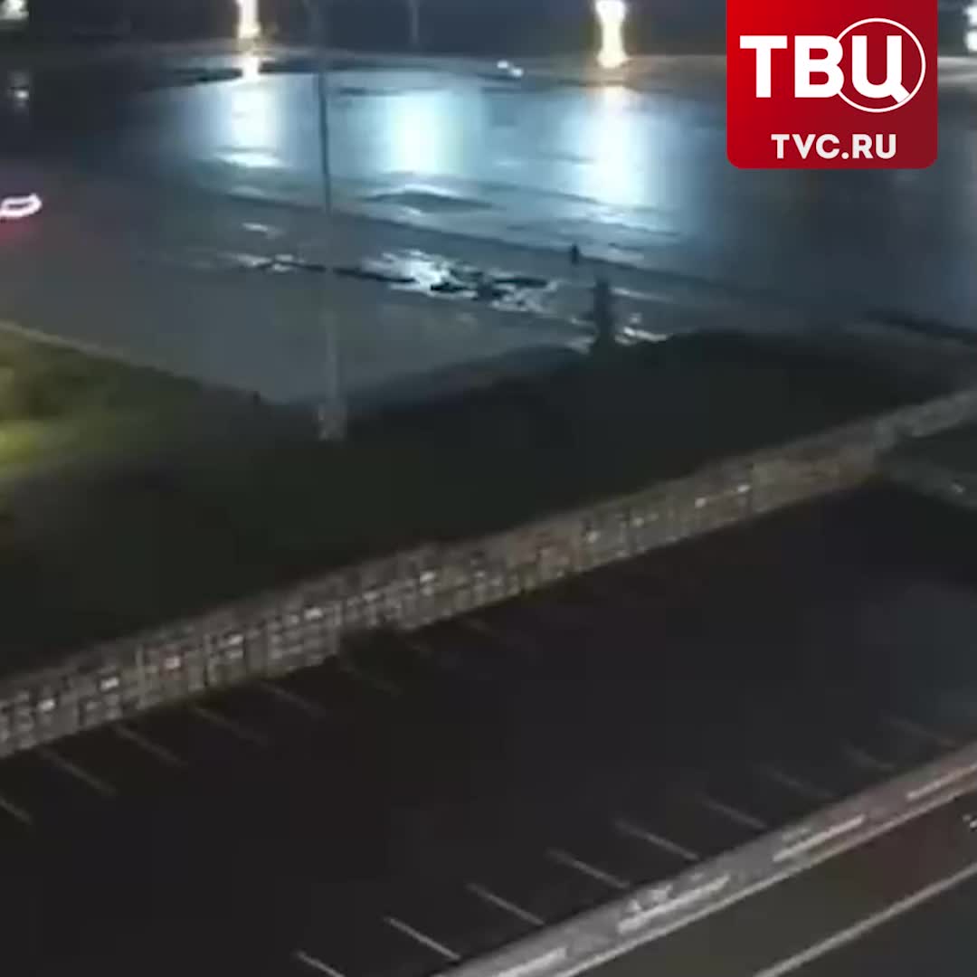Смертельное ДТП в Магнитогорске: водитель BMW сбил пешехода и врезался в мэрию