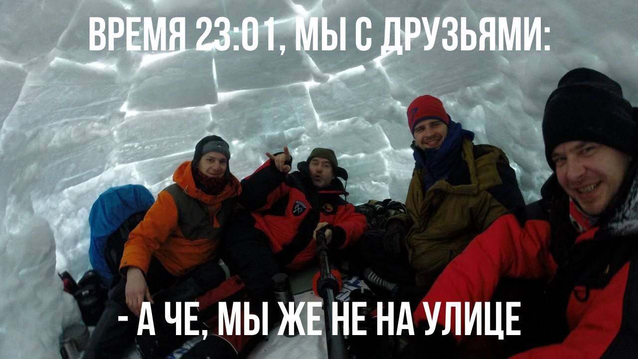 Комендантский час для детей будет действовать в Свердловской области в новогодние каникулы Ребятам запрещено находиться на улице и в общественных местах без сопровождения взрослых с 22 00 до 06 00 Если ребенка задержали то при первом нарушении семье выпишут предупреждение или штраф от 1 до 5 тысяч рублей по ст 5 35 КОАП РФ за ненадлежащее исполнения обязанностей по воспитанию При повторных нарушениях штраф вырастает а семью могут поставить на учет Задерживать детей может только сотрудник полиции они установят личность несовершеннолетнего его адрес проживания телефон данные о родителях Подписаться Дать буст