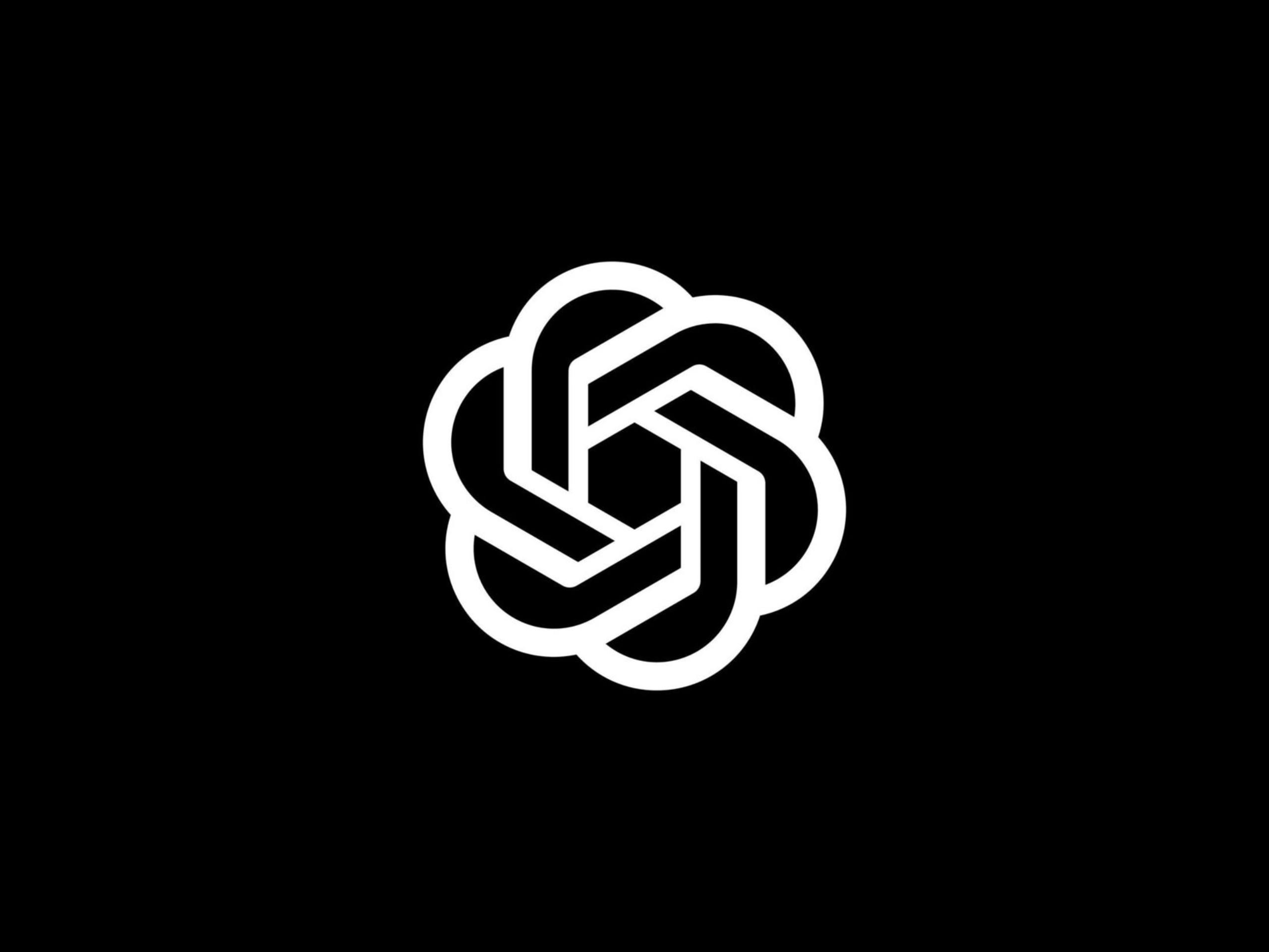 OpenAI отключит несколько старых моделей ChatGPT 13 февраля OpenAI объявила об отключении в ChatGPT моделей GPT 4o GPT 4 1 GPT 4 1 mini и o4 mini Это произойдёт одновременно с отключением GPT 5 Instant и Thinking В API изменений пока не будет GPT 4o уже планировали убрать раньше но модель временно вернули по просьбе части пользователей подписок Plus и Pro Её часто использовали для креативных задач и живого диалога собранная обратная связь от пользователей помогла в развитии GPT 5 1 и GPT 5 2 В новых версиях улучшили работу с идеями и добавили настройки стиля и тона ответов Сейчас бóльшая часть пользователей уже перешла на GPT 5 2 а GPT 4o ежедневно выбирают только 0 1 пользователей поэтому модель решили окончательно вывести из ChatGPT Параллельно OpenAI работает над более естественным стилем ответов уменьшением лишних отказов и излишне осторожных формулировок Также развивается версия ChatGPT для пользователей старше 18 лет а в большинстве регионов уже используется система идентификации несовершеннолетних В OpenAI подчёркивают что отказ от старых моделей позволяет сосредоточиться на улучшении тех которыми пользуется большинство