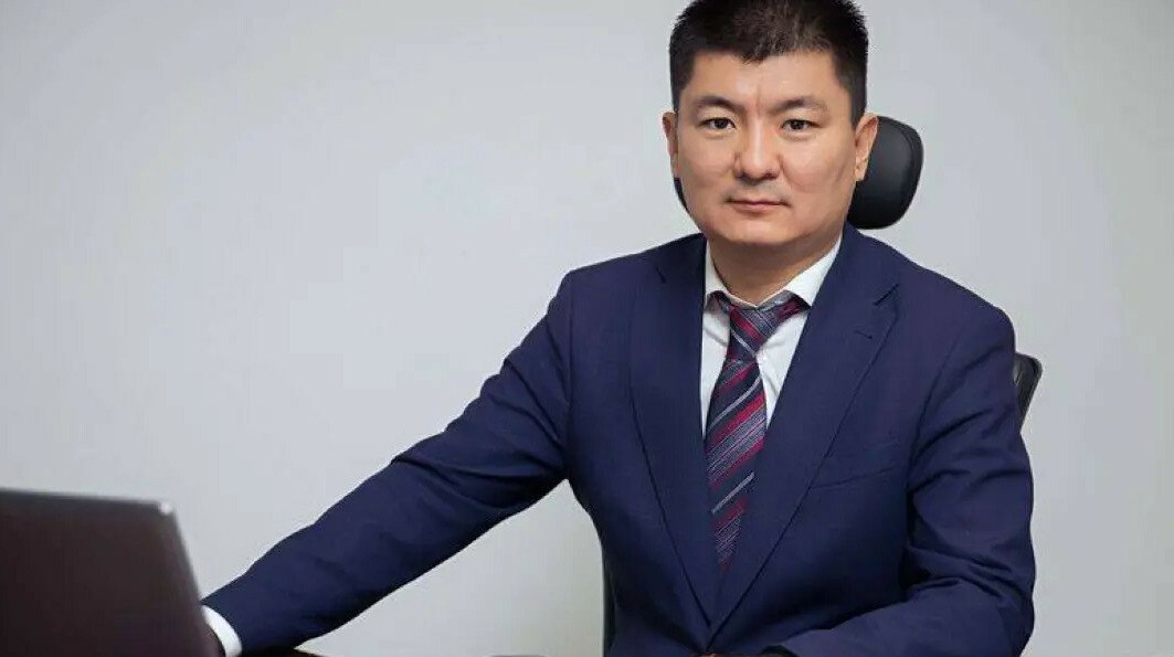 В Шымкенте арестован экс глава фонда сельского хозяйства за хищение 430 млн тенге В Шымкенте арестован бывший председатель Фонда финансовой поддержки сельского хозяйства Жандар Омаров по подозрению в хищении более 430 миллионов тенге передает ArbatMedia   Прислать новость