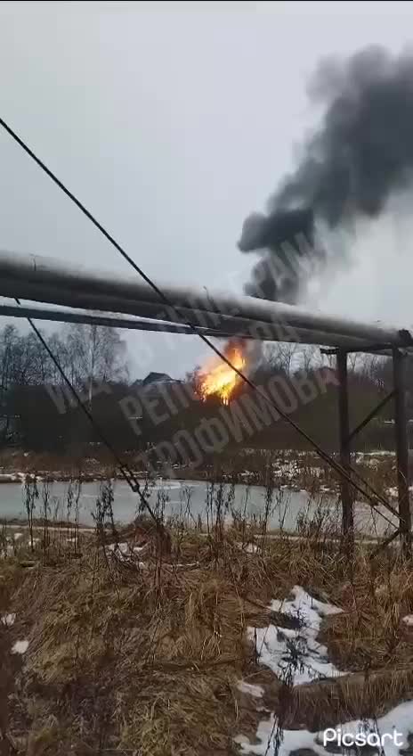 Пожарные ликвидировали 13 возгораний в Свердловской области за сутки