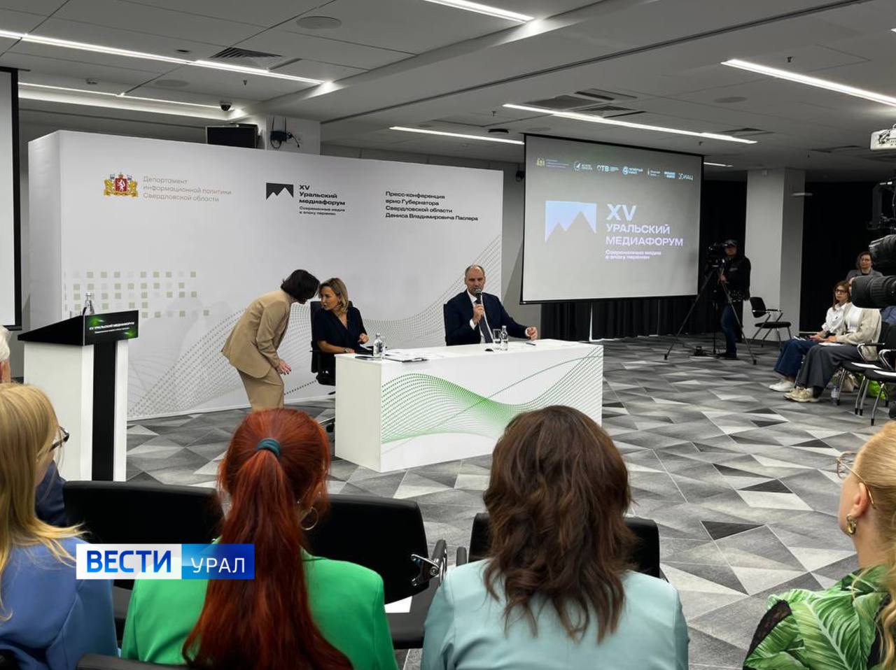 Денис Паслер: — 570 автобусов в течение двух лет регион планирует закупить для муниципалитетов.