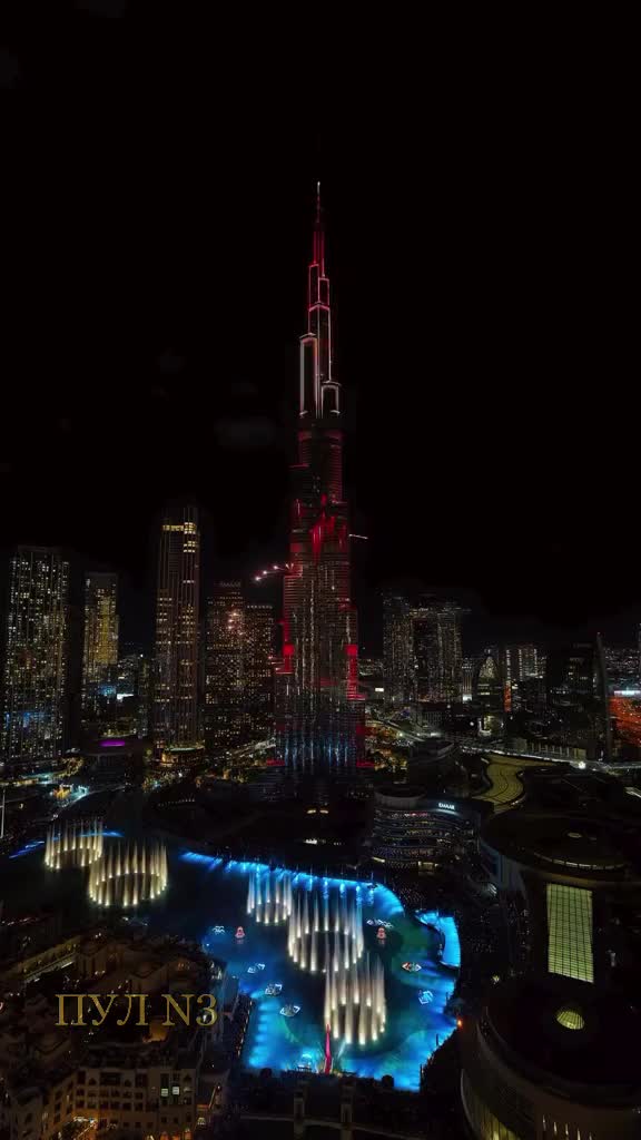 Дубай отметил Новый год грандиозным шоу на Бурдж Халифа