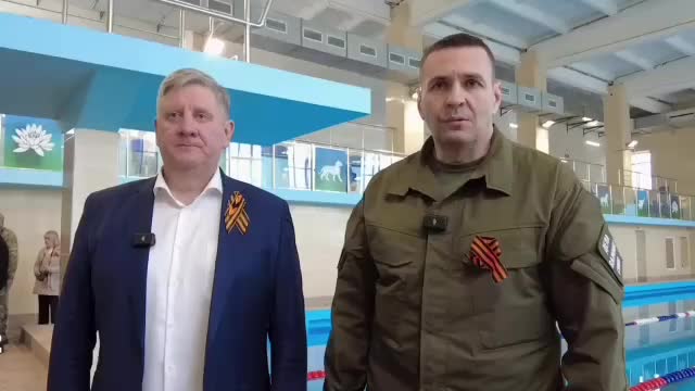 В Дебальцево открыт восстановленный бассейн «Локомотив»