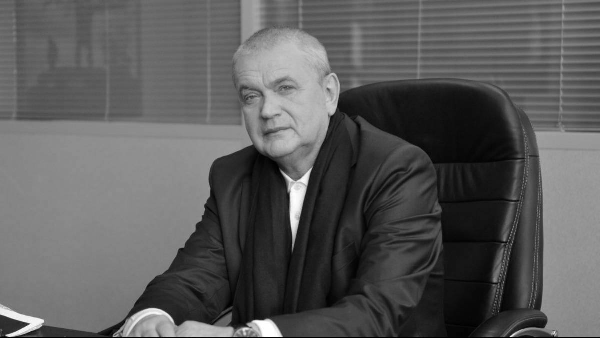 Умер главный редактор газеты Вечерняя Москва Александр Куприянов ему было 75 лет сообщает издание