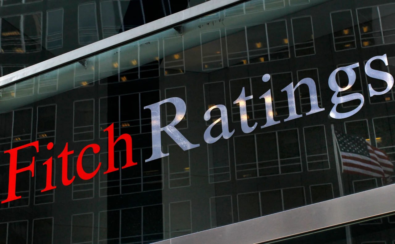 Рейтинг Казахстана на уровне "BBB" с прогнозом "Стабильный" подтвердило Fitch Ratings   Среди ключевых факторов, поддерживающих рейтинг: сохранение значительных объемов внешних резервов, фискальная стабильность.  Аналитики отмечают, что в случае успешной реализации структурных реформ, укрепления макроэкономической стабильности и продолжения устойчивой фискальной политики рейтинг может быть пересмотрен в сторону повышения, сообщили в Нацбанке.